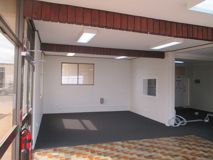 1-5 East West Place Tamworth NSW 2340 - Image 3