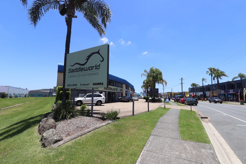 1/42 Lawrence Drive Nerang QLD 4211 - Image 2