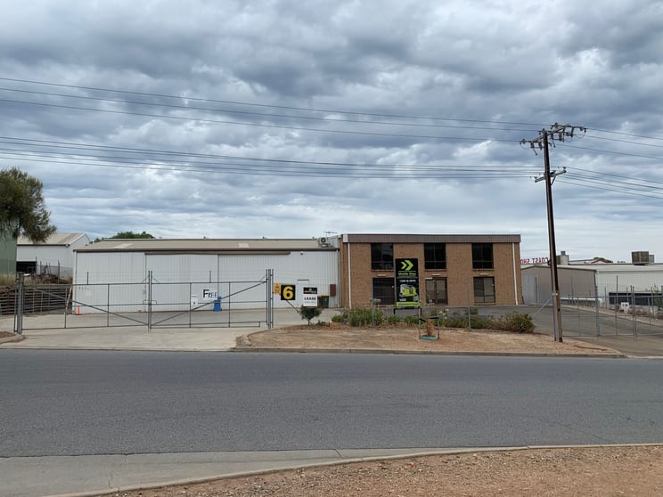 Click to view all images 6 Krawarri Street Lonsdale SA 5160 - Image 1