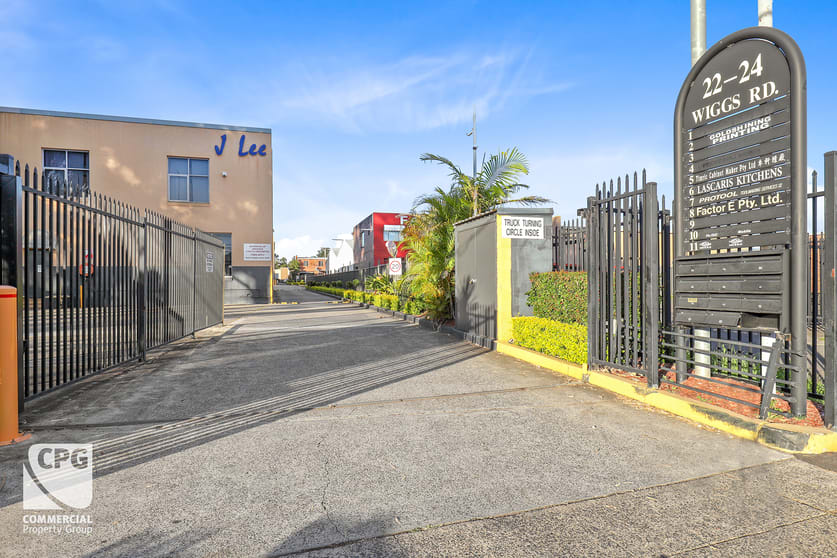 Click to view all images 4/22-24 Wiggs Road Riverwood NSW 2210 - Image 1