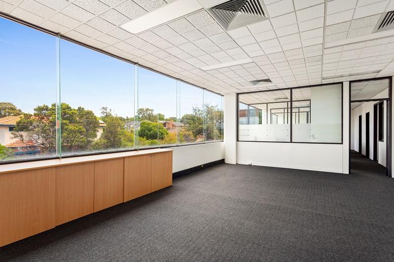 Click to view all images 722 High Street Kew East VIC 3102 - Image 2