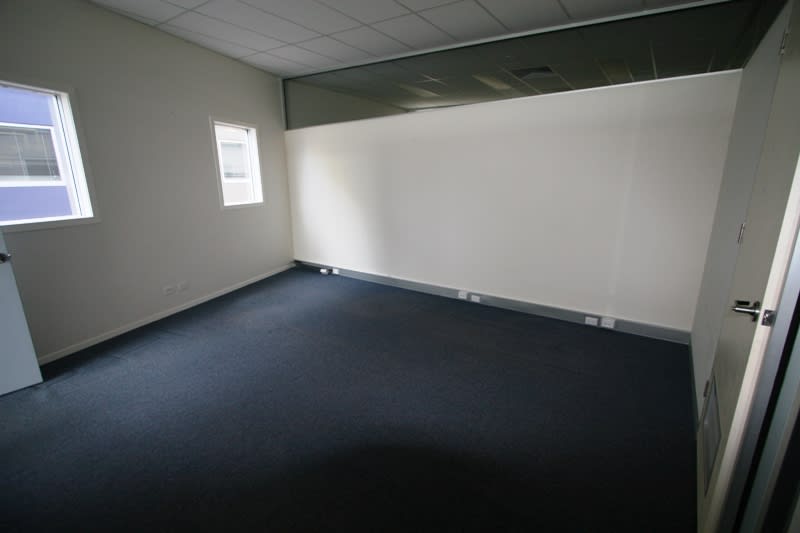 1, 3/70 Main Street Pakenham VIC 3810 - Image 1