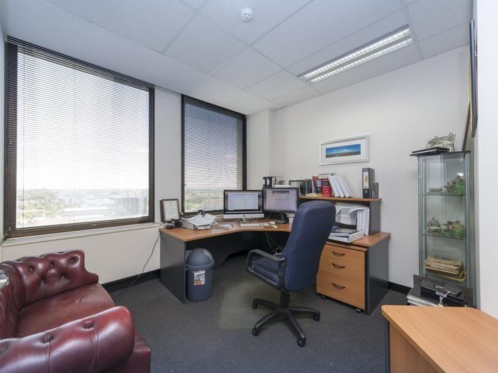 Click to view all images Lv 15 / 251 Adelaide Terrace Perth WA 6000 - Image 2