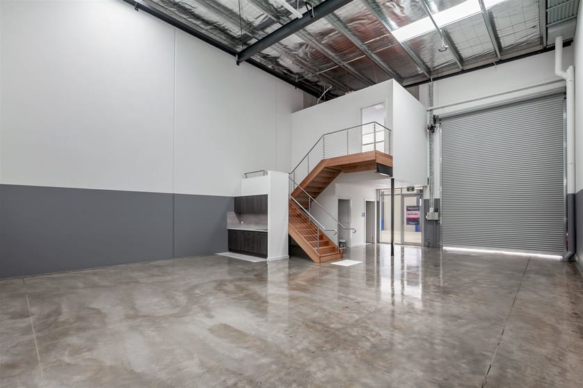 Click to view all images 4/3 Katz Way Somerton VIC 3062 - Image 2