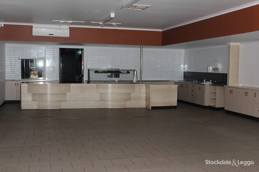 152 Commercial Road Morwell VIC 3840 - Image 2