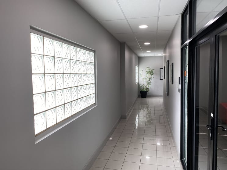 Click to view all images 1.04/28 Young Street Moonee Ponds VIC 3039 - Image 3