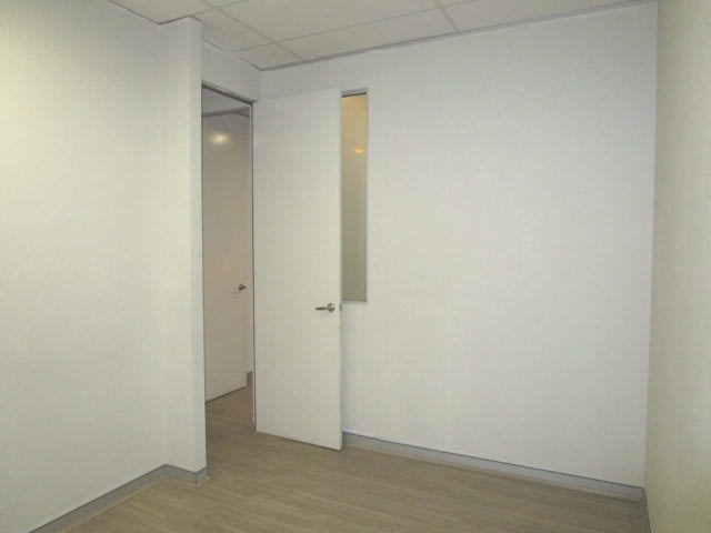 Click to view all images 324 - 326 William Street Kingsgrove NSW 2208 - Image 2