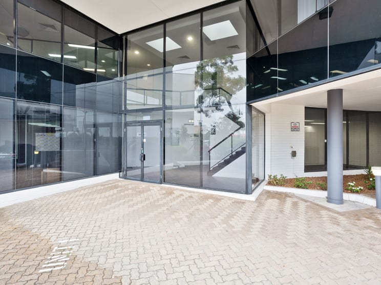 Click to view all images Suite 2/25 Belgravia Street Belmont WA 6104 - Image 2