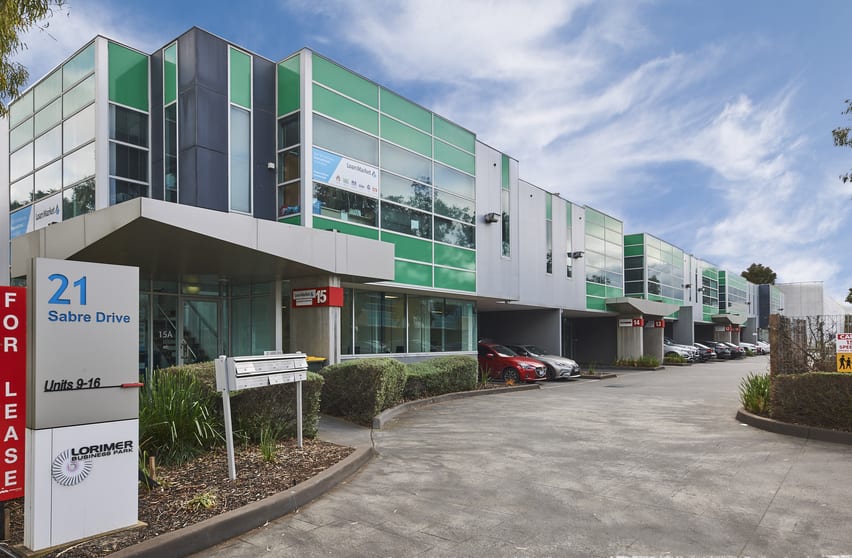 Click to view all images 13/21 Sabre Drive Port Melbourne VIC 3207 - Image 2