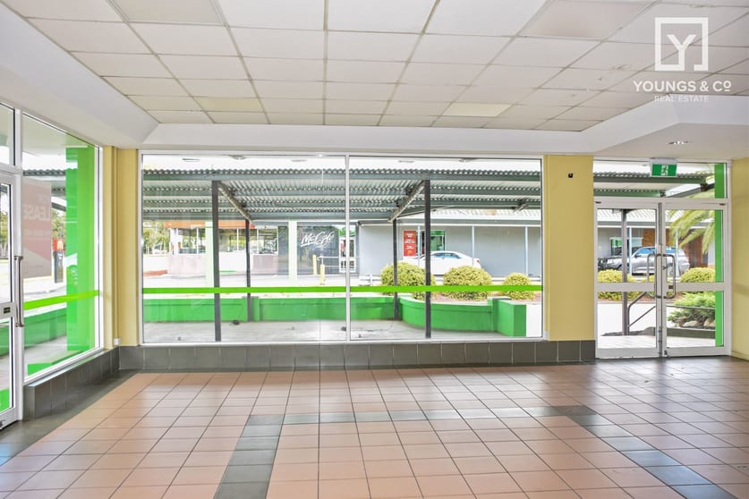 Click to view all images 618-622 Wyndham St Shepparton VIC 3630 - Image 3