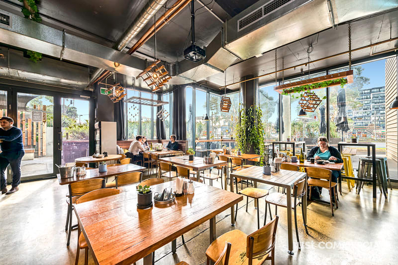 Click to view all images 181 St Kilda Road St Kilda VIC 3182 - Image 3