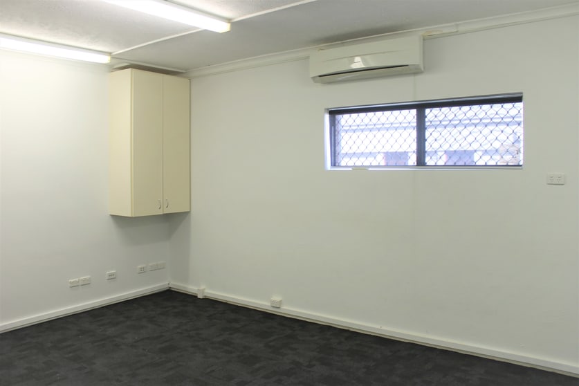 Click to view all images 11D/20 Tedder Avenue Main Beach QLD 4217 - Image 3