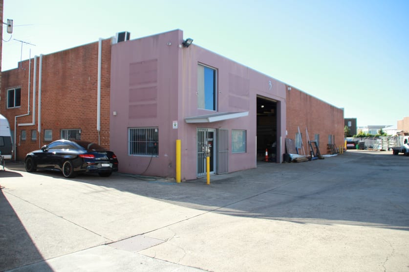 Unit 3/3 Captain Cook Drive Caringbah NSW 2229 - Image 1