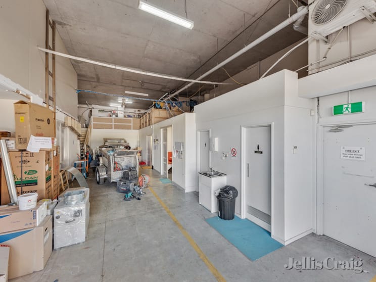 Click to view all images 3B Bolton Street Eltham VIC 3095 - Image 2