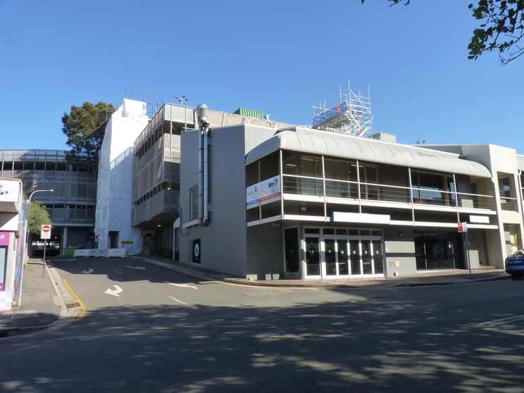 8/74 Kembla Street Wollongong NSW 2500 - Image 1