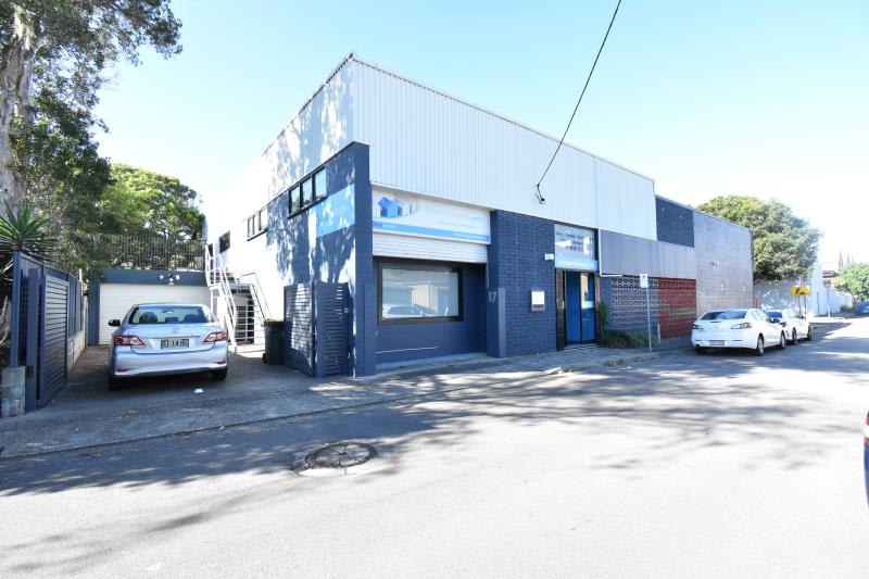 17 Bishopsgate Street Wickham NSW 2293 - Image 1