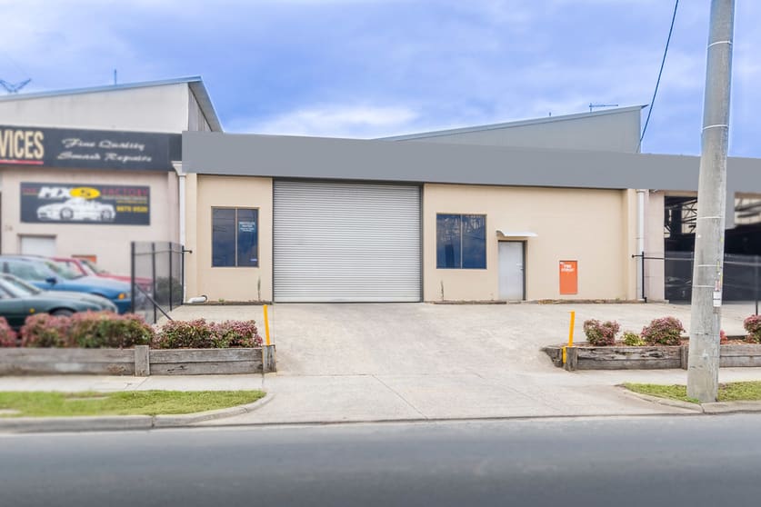 32 Molan Street Ringwood VIC 3134 - Image 2