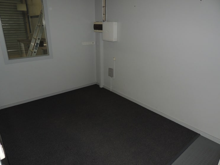 5/9 Commerce Circuit Yatala QLD 4207 - Image 3