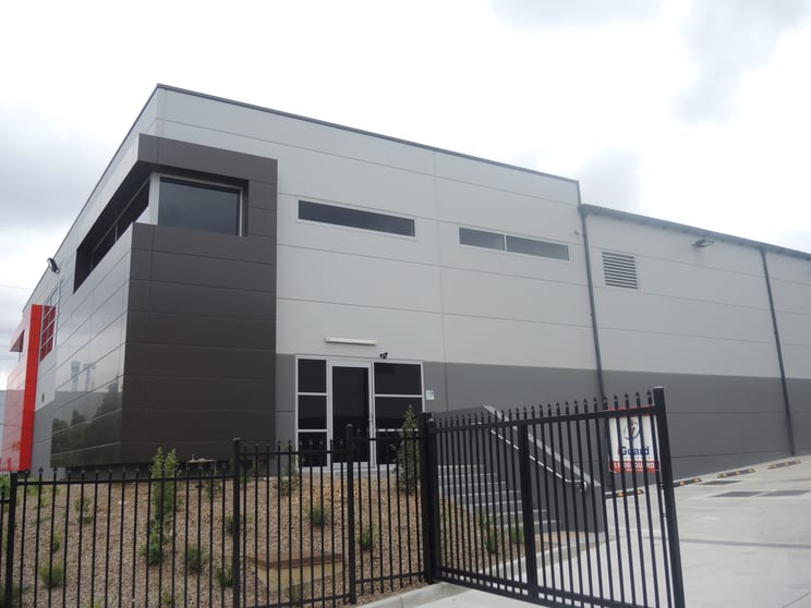 Click to view all images Smithfield NSW 2164 - Image 2