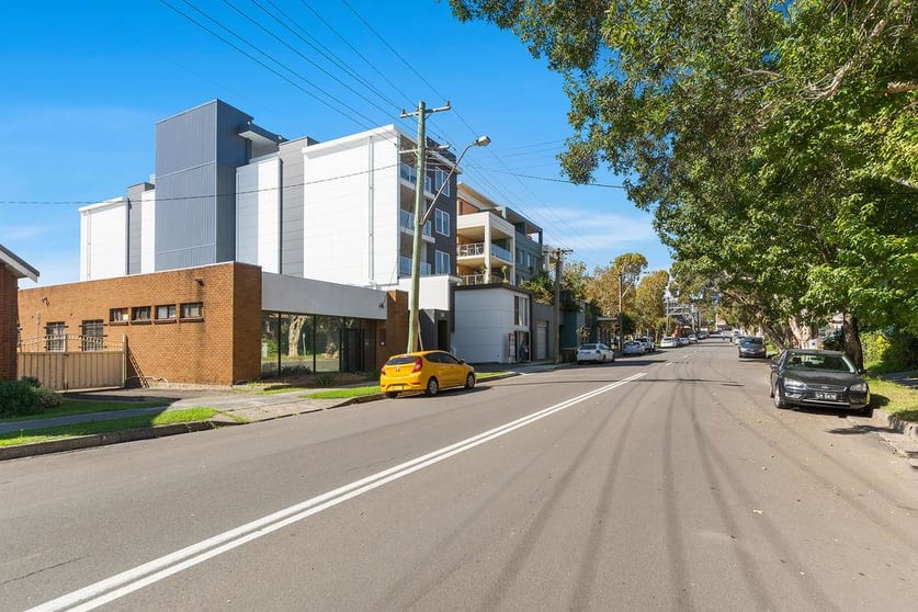 Click to view all images 28 Victoria St Wollongong NSW 2500 - Image 2