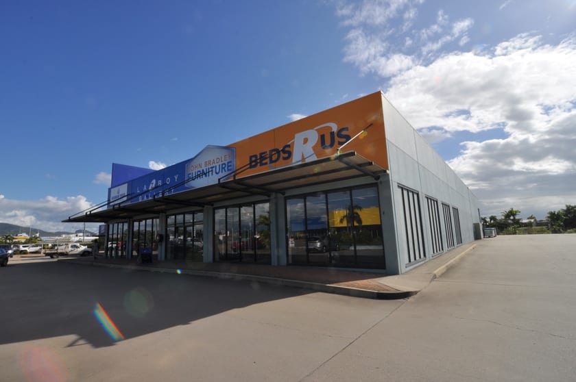 Click to view all images Lease D&E, 1-3 Woodman Court West End QLD 4810 - Image 1