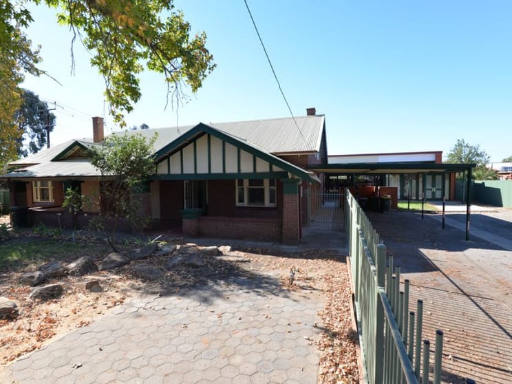 Click to view all images 68 Day Terrace West Croydon SA 5008 - Image 1