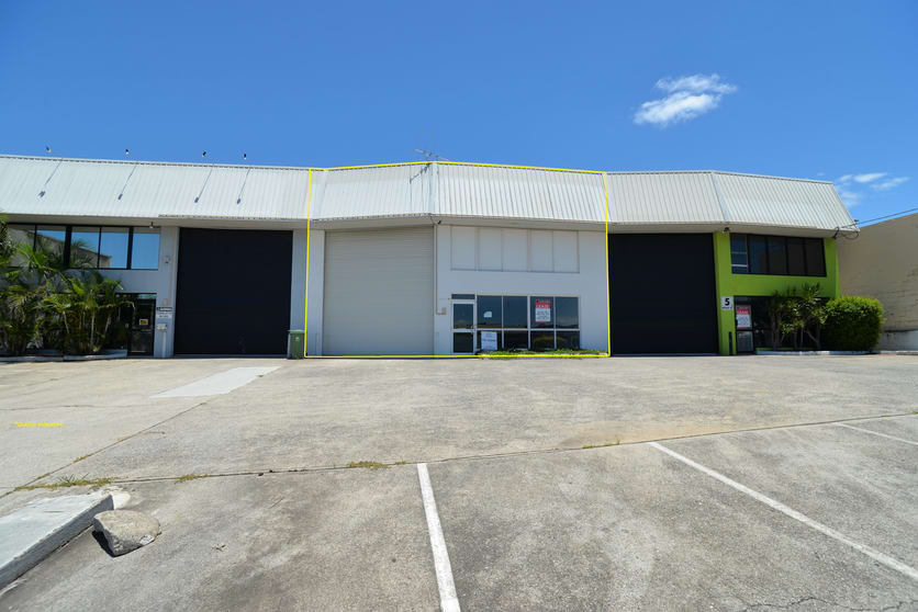 Click to view all images 5 Miller St Slacks Creek QLD 4127 - Image 1