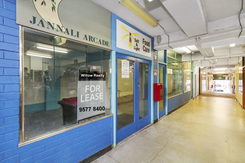 Click to view all images 3/557-559 Box Road Jannali NSW 2226 - Image 3