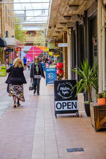 12/553-555 Dean Street Albury NSW 2640 - Image 2
