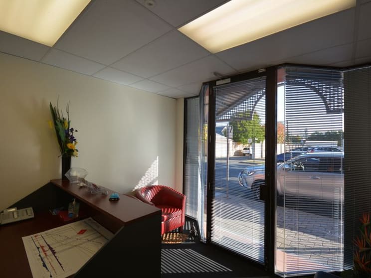 Click to view all images 2A Close Street Rose Park SA 5067 - Image 3