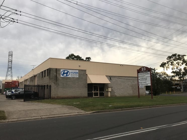 Click to view all images 3/23 Peachtree Road Penrith NSW 2750 - Image 2