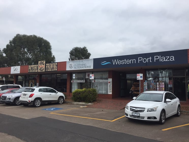 Click to view all images 9/37-41 VICTORIA ST Hastings VIC 3915 - Image 2