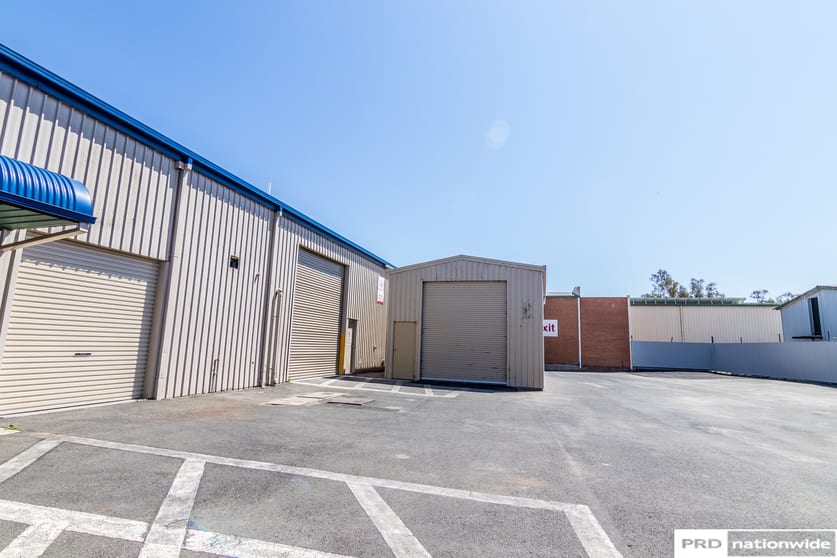 Unit 2, 20 Crown Street Tamworth NSW 2340 - Image 2