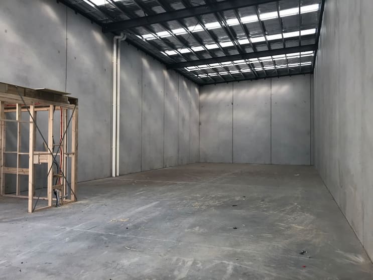 Click to view all images 1/50 Gwen Road Cranbourne West VIC 3977 - Image 2
