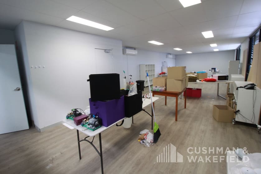1/14 Harrington Street Arundel QLD 4214 - Image 3