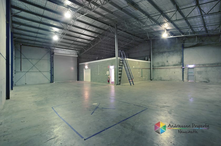 1/4 Pennant Street Cardiff NSW 2285 - Image 3