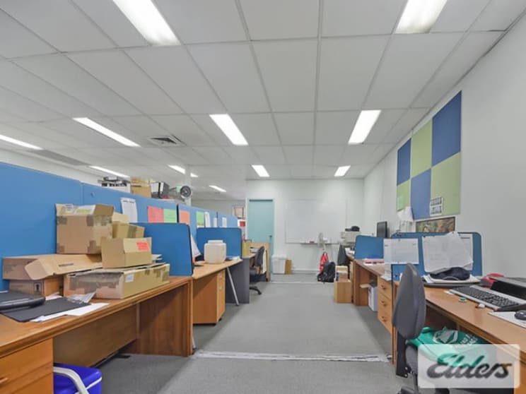 Suite/2/162 Petrie Terrace Spring Hill QLD 4000 - Image 3