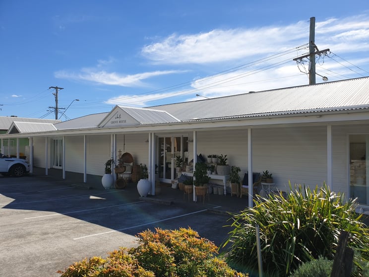 Click to view all images 2/812 Sandgate Road Clayfield QLD 4011 - Image 2