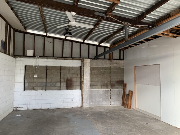 Click to view all images 2 Gorari Street Idalia QLD 4811 - Image 2