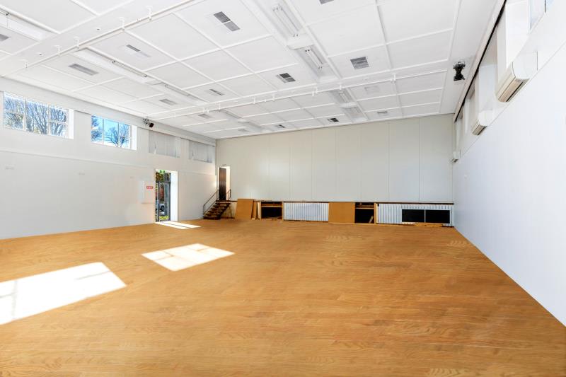 Click to view all images 233a Charles Street Launceston TAS 7250 - Image 3