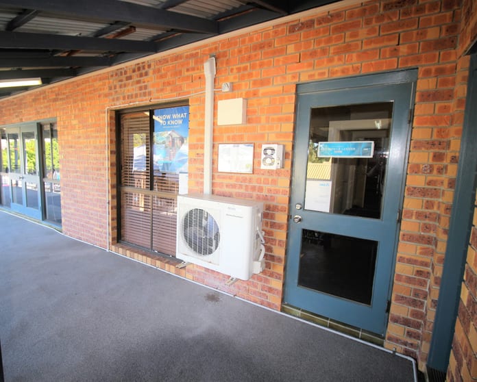 8/33 Tallebudgera Creek Road Burleigh Heads QLD 4220 - Image 3