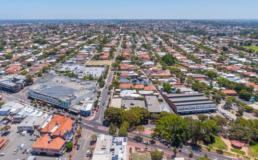 Click to view all images 126 Hobart Street Mount Hawthorn WA 6016 - Image 3