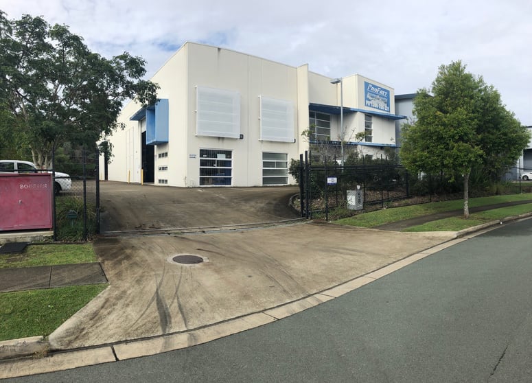 58 Newheath Drive Arundel QLD 4214 - Image 2
