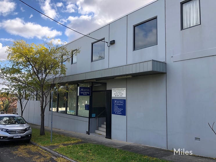 Click to view all images 218C Waterdale Road Ivanhoe VIC 3079 - Image 1