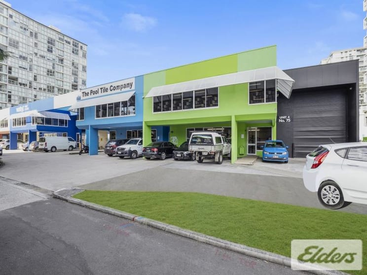 Click to view all images 75 Longland Street Newstead QLD 4006 - Image 2