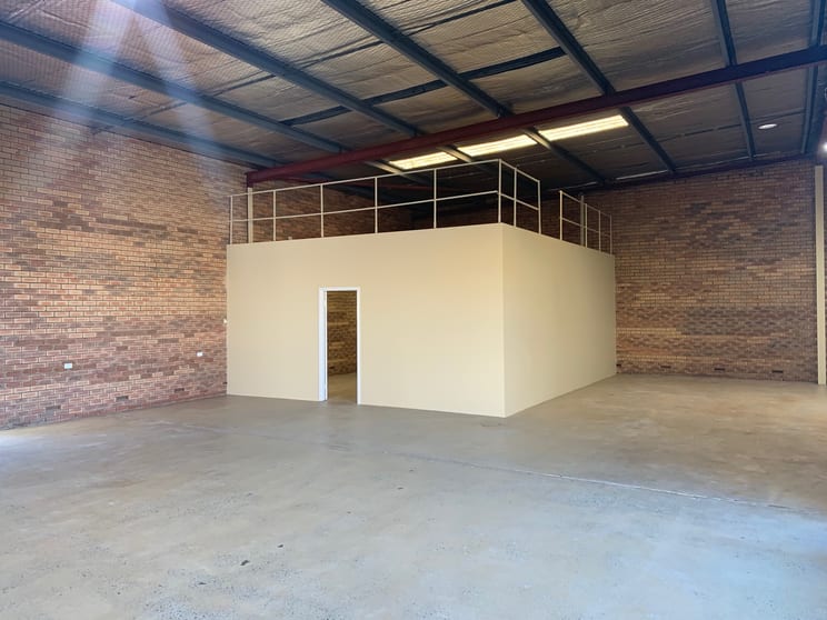 Click to view all images T2/3 Canham Way Greenwood WA 6024 - Image 3