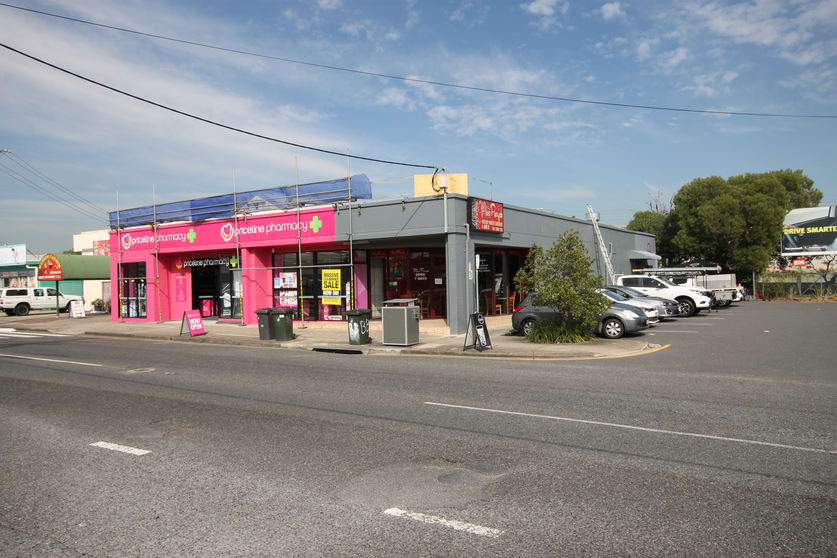 4/96 Tingal Road Wynnum QLD 4178 - Image 1