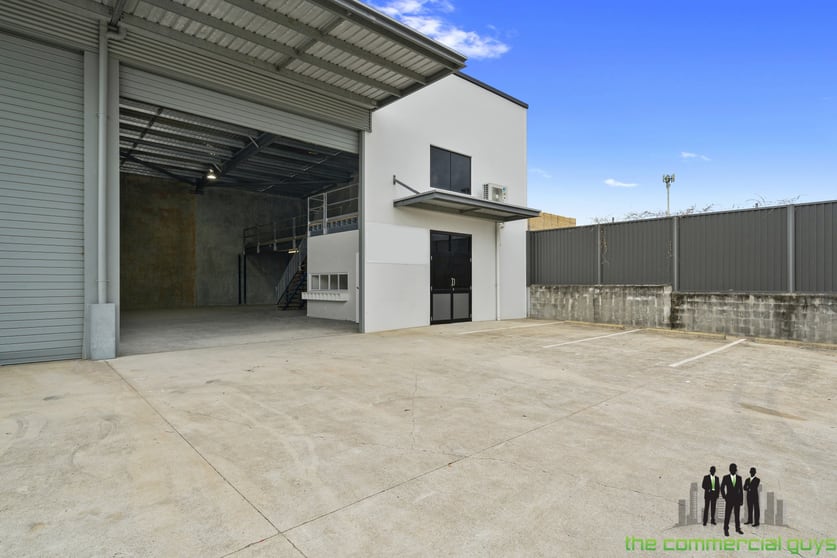 6/11-15 Business Drive Narangba QLD 4504 - Image 1