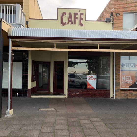 49 Bentinck St Portland VIC 3305 - Image 1