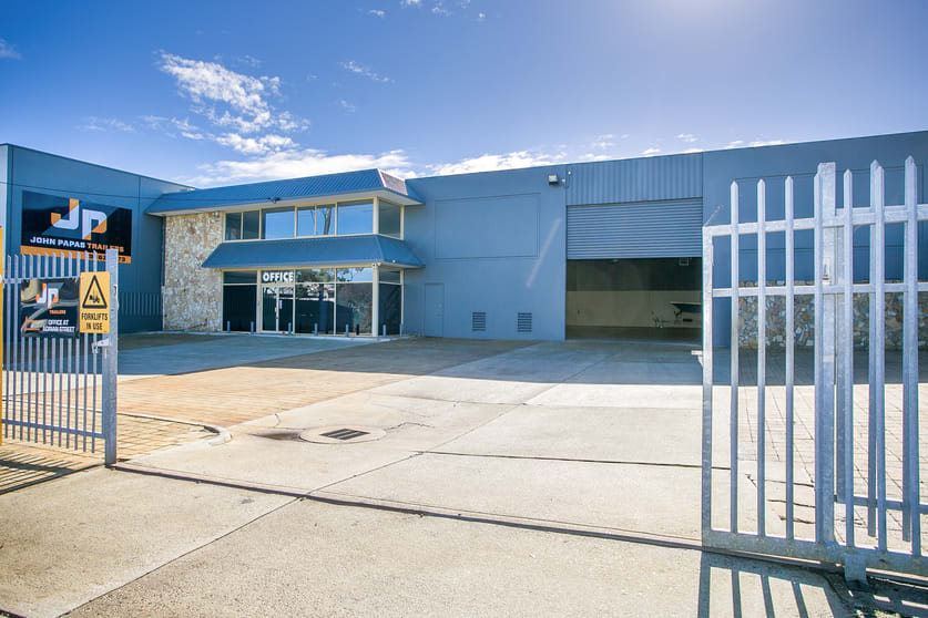 28 Tennant Street Welshpool WA 6106 - Image 1
